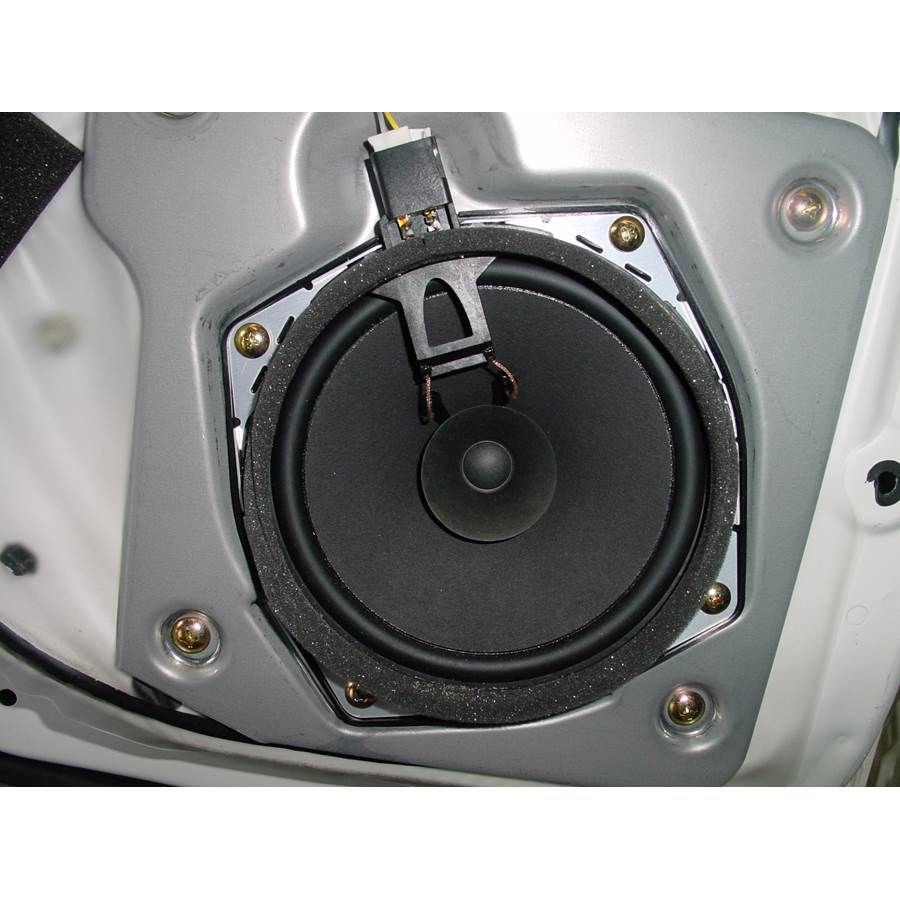 2003 Mitsubishi Montero Rear door speaker
