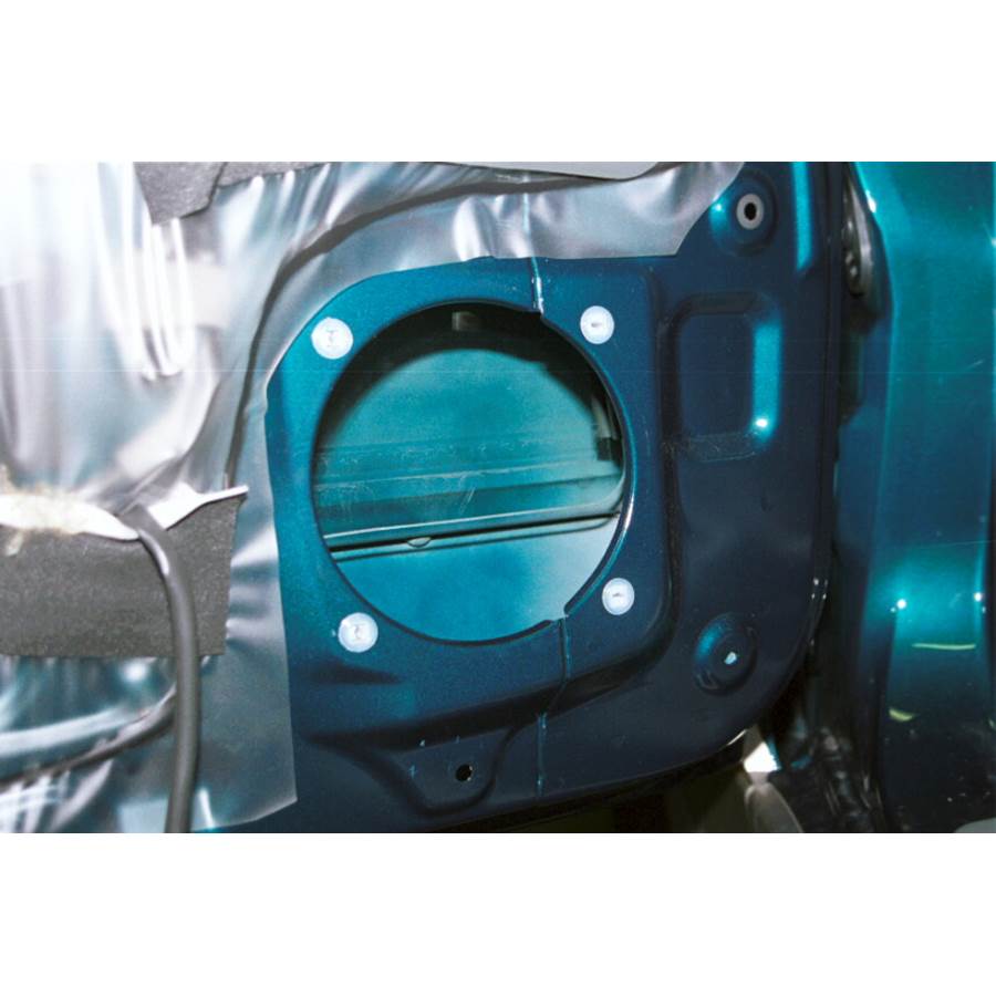 2003 Mitsubishi Montero Front door woofer removed