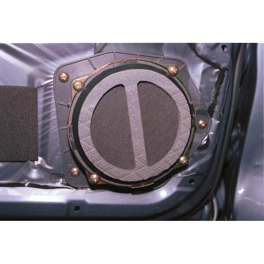 2000 Mitsubishi Montero Front door speaker