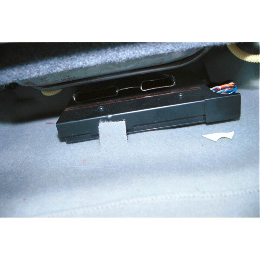 2002 Mitsubishi Galant Factory amplifier