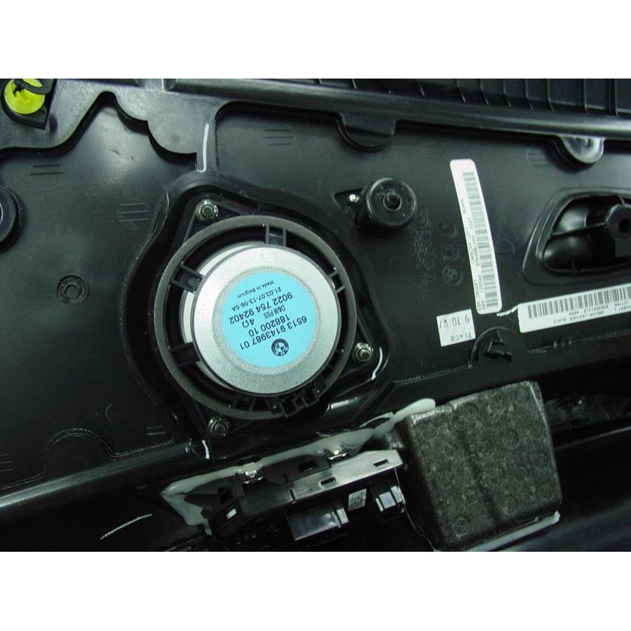 2008 BMW Z4 Front door woofer