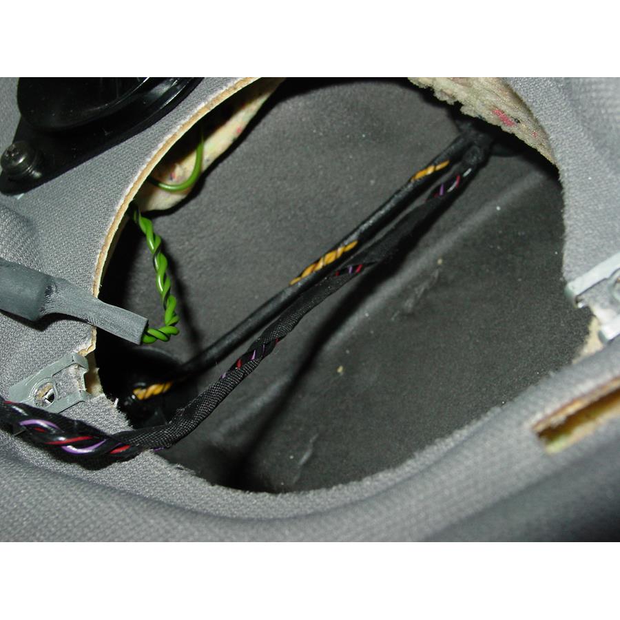 2010 BMW 5 Series Rear deck speaker removed