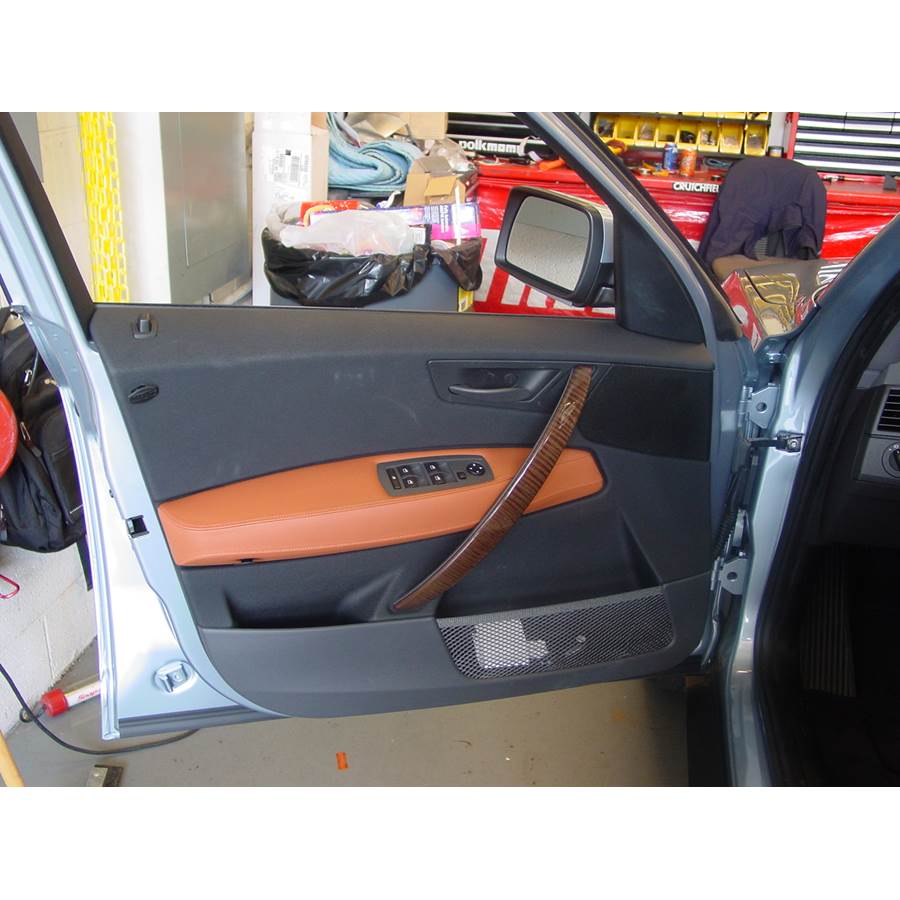 2006 BMW X3 Front door speaker location