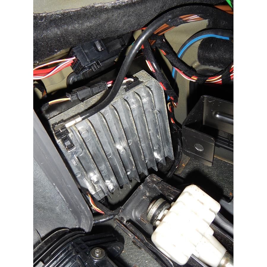 2008 BMW 7 Series Factory amplifier