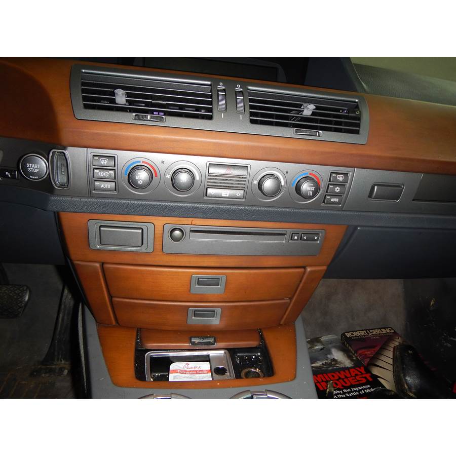 2007 BMW 7 Series Factory Radio