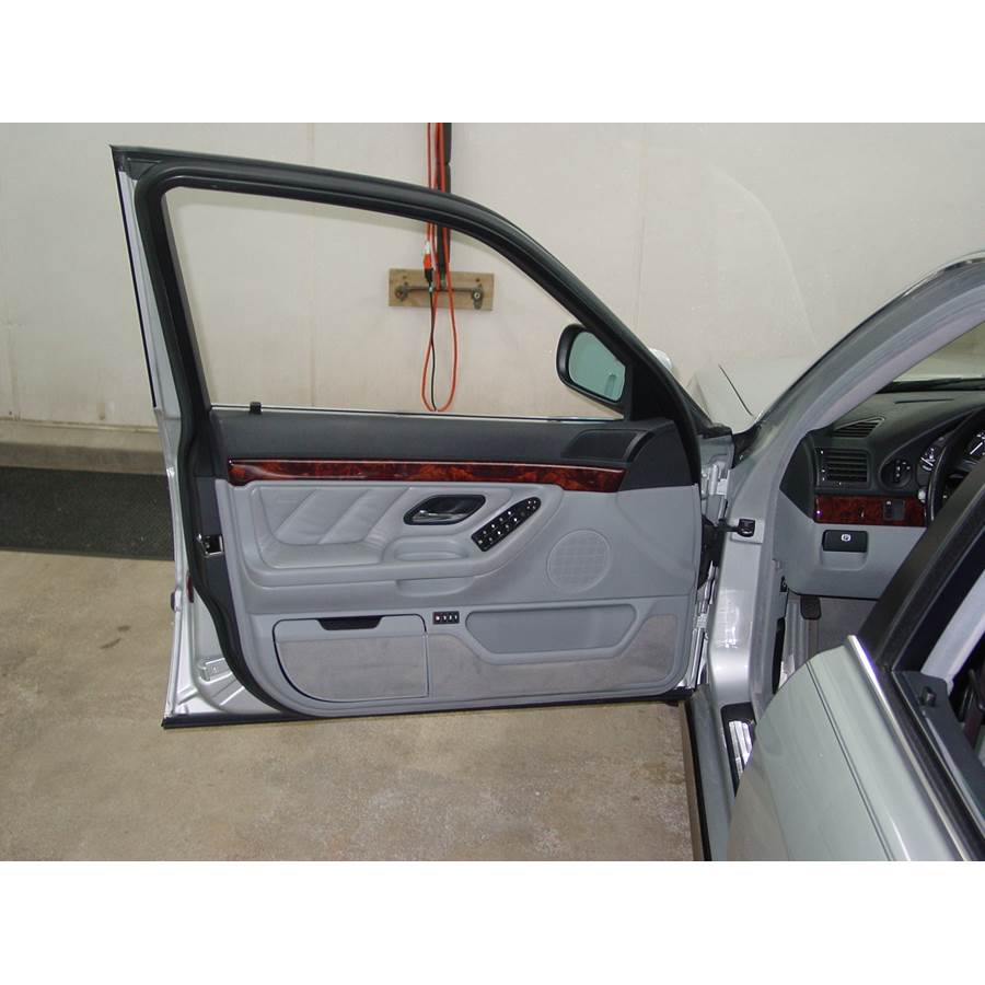 1996 BMW 7 Series Front door speaker location