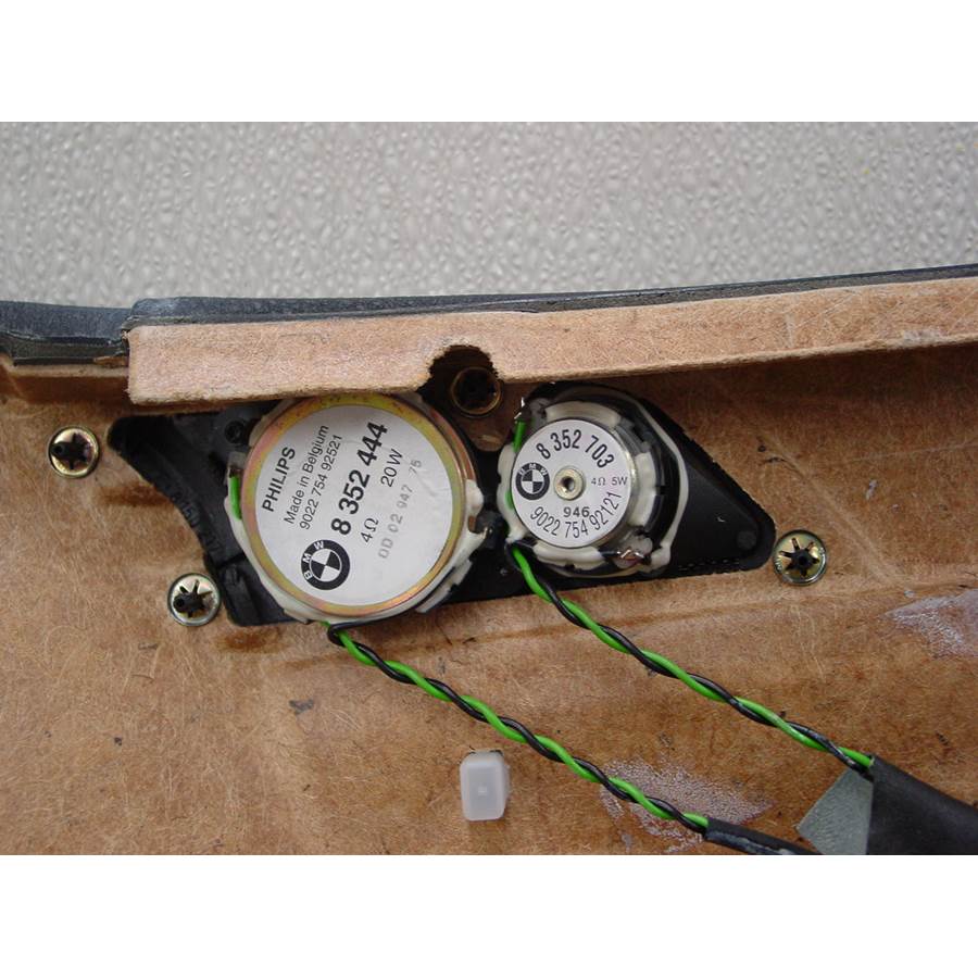 1999 BMW 7 Series Front door midrange