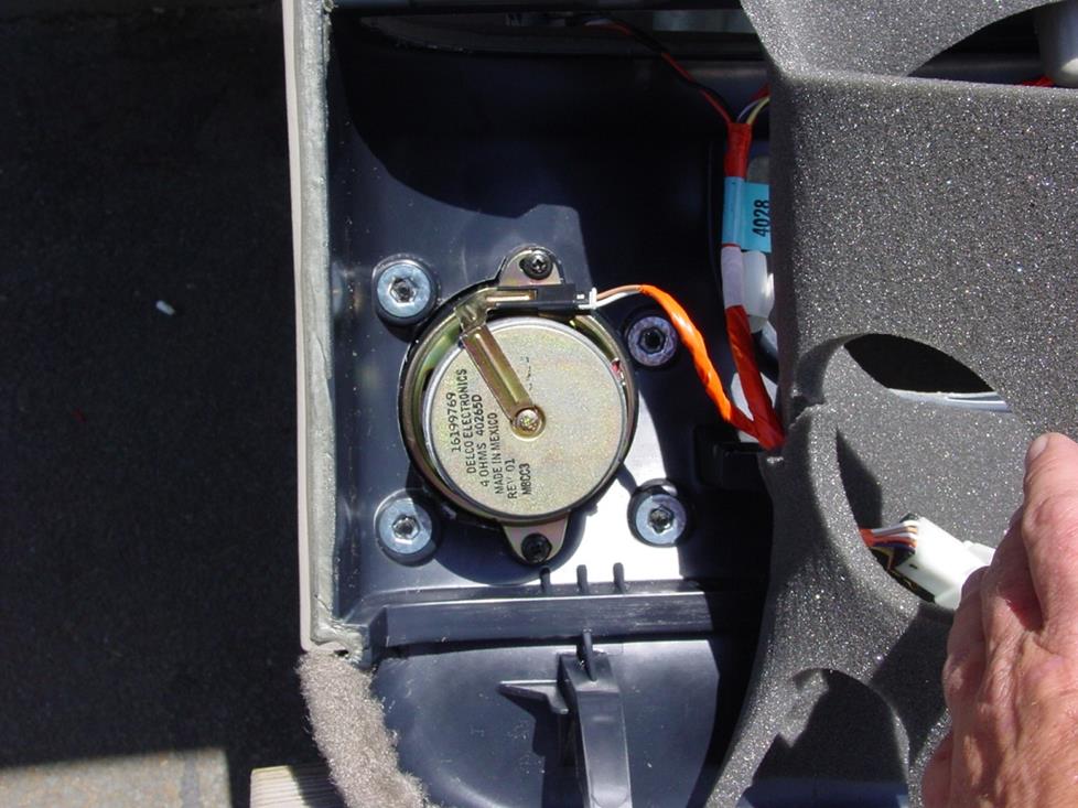 1997-2005 Buick Park Avenue: Installing New Car Audio Gear