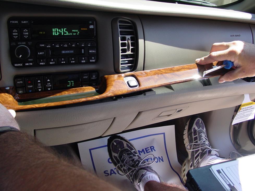 How To Install Aftermarket Radio In 2003 Buick Lesabre - Horsesean