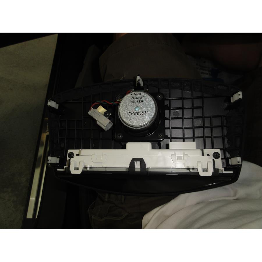 2008 Acura RL Center dash speaker