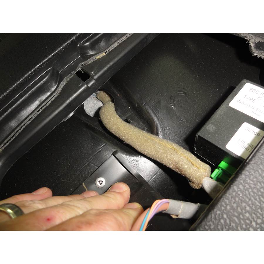 2008 Acura RL Center dash speaker removed