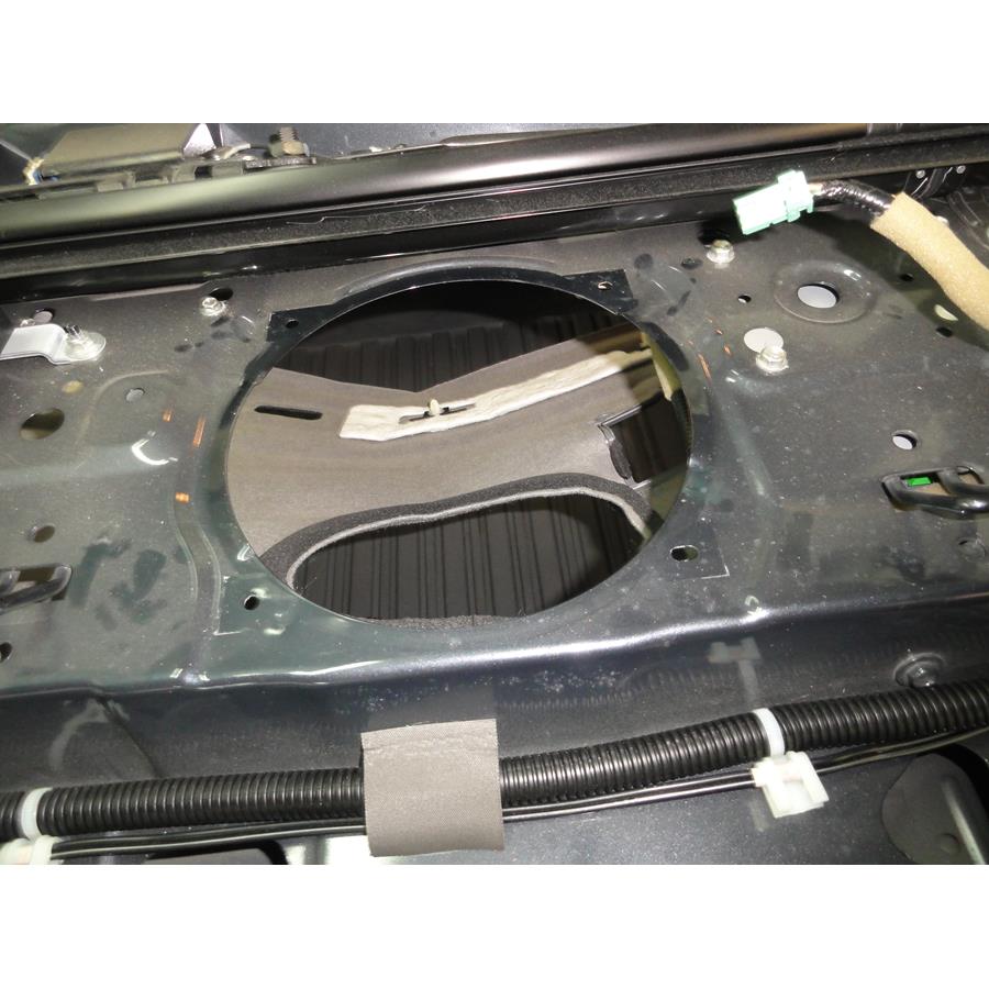 2008 Acura RL Rear deck center speaker removed