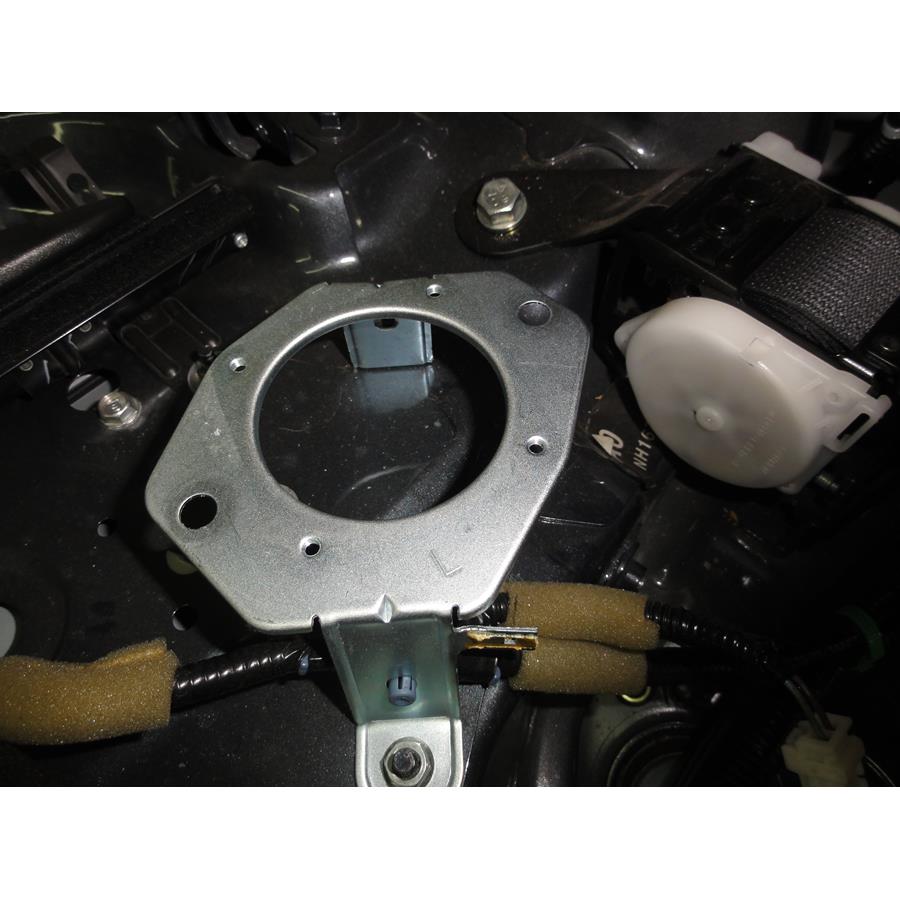 2008 Acura RL Rear deck speaker removed