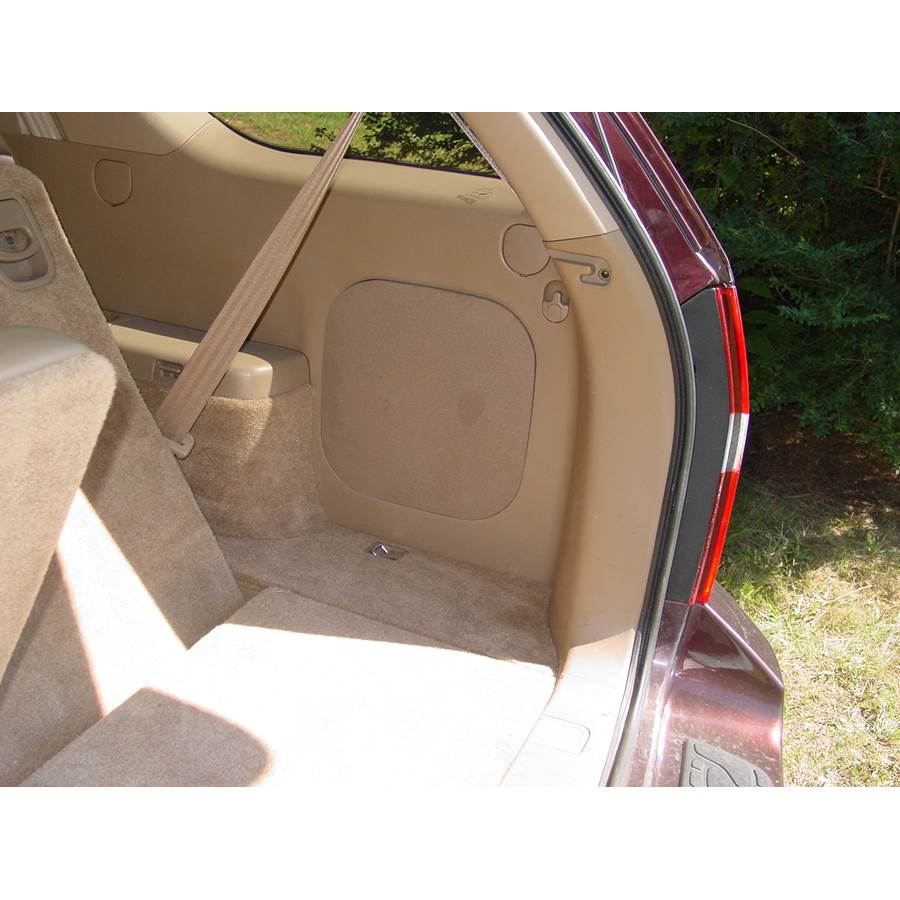 2001 Acura MDX Far-rear side speaker location