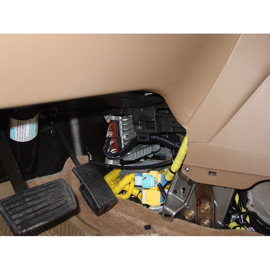 2005 Acura MDX Factory amplifier