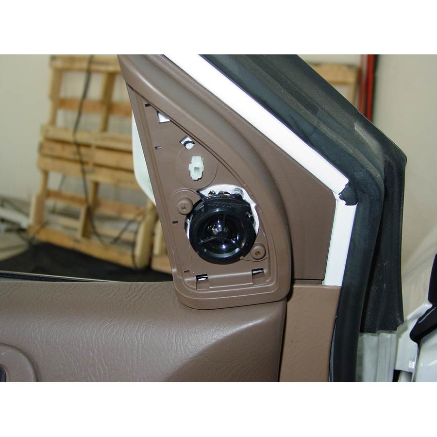 2004 Acura MDX Front door tweeter