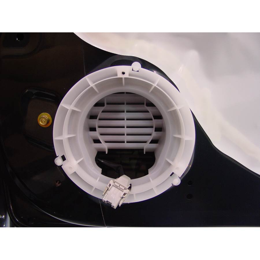 2005 Acura 3.2TL Front speaker removed