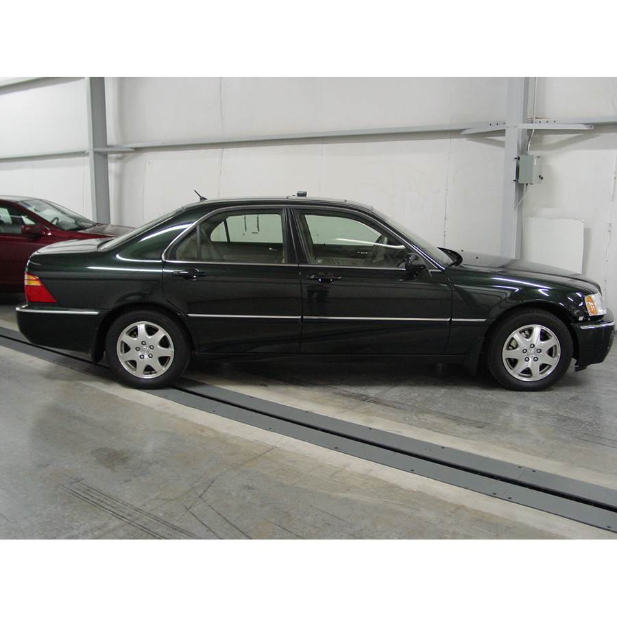 2001 Acura 3.5RL Exterior