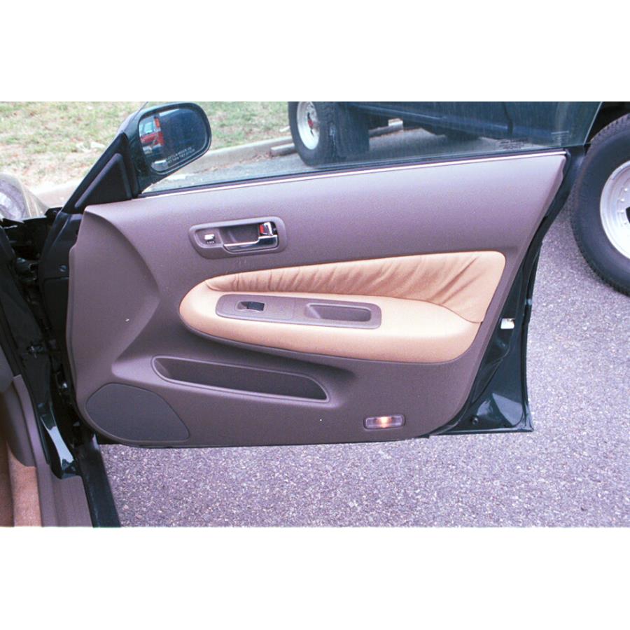 1998 Acura 3.2TL Front door speaker location
