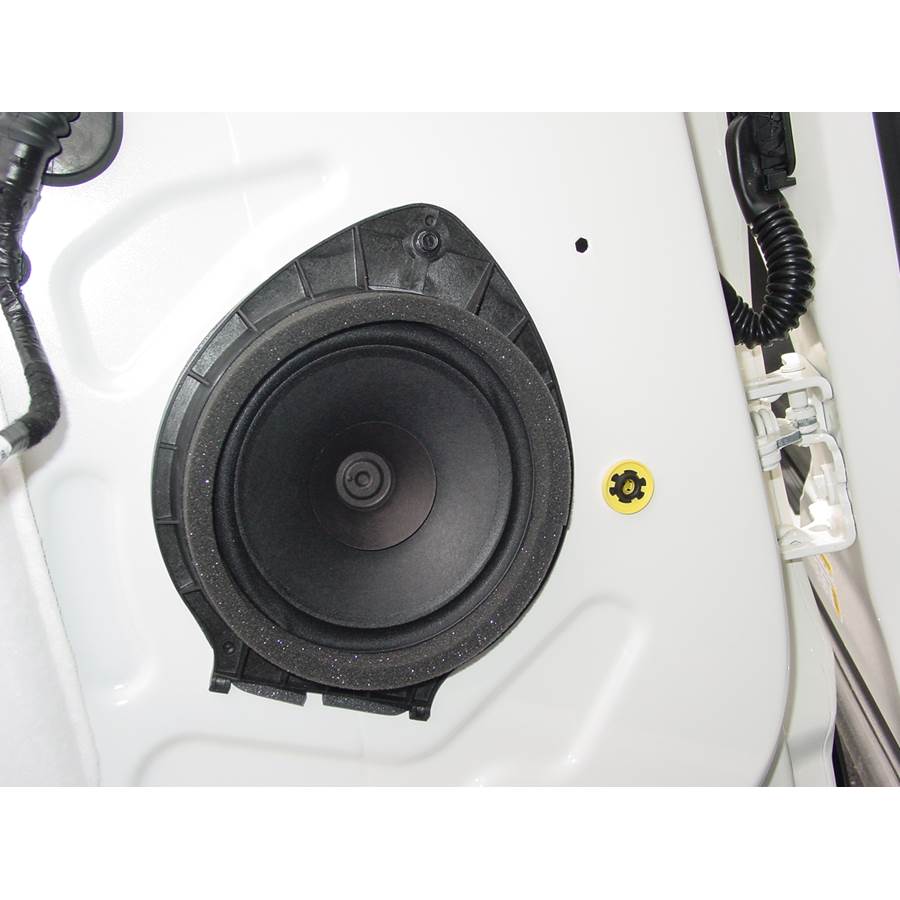 2009 Saturn Outlook Rear door speaker
