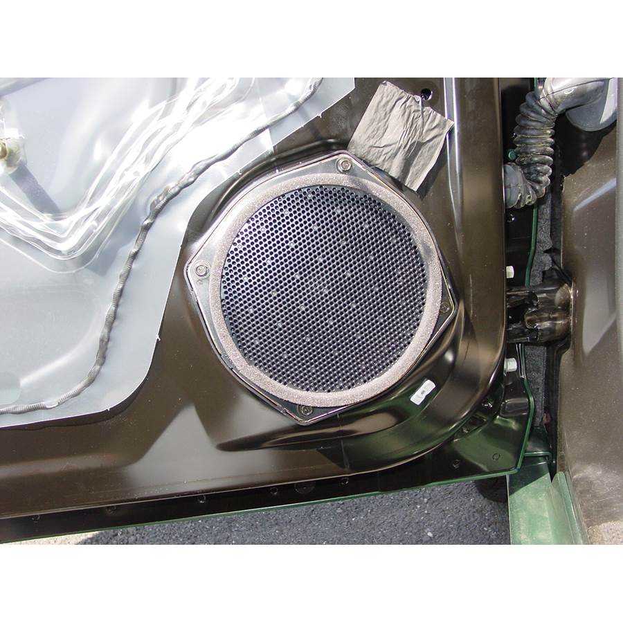 2003 Saturn ION 3 Front door speaker