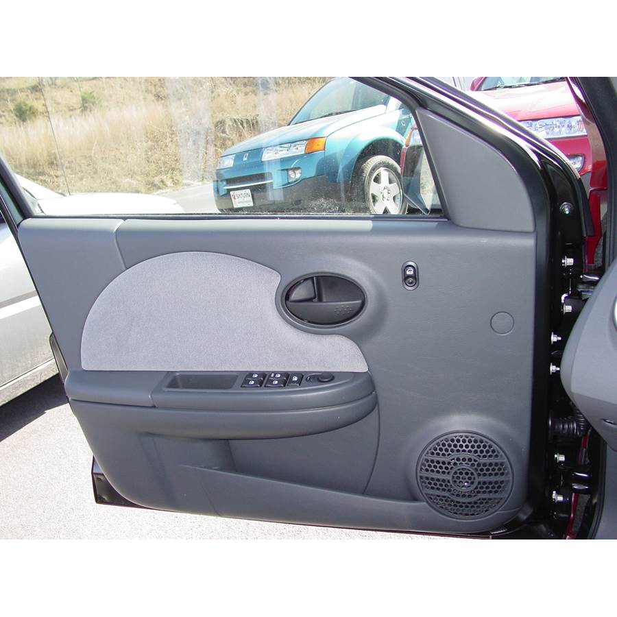 2005 Saturn ION 2 Front door speaker location