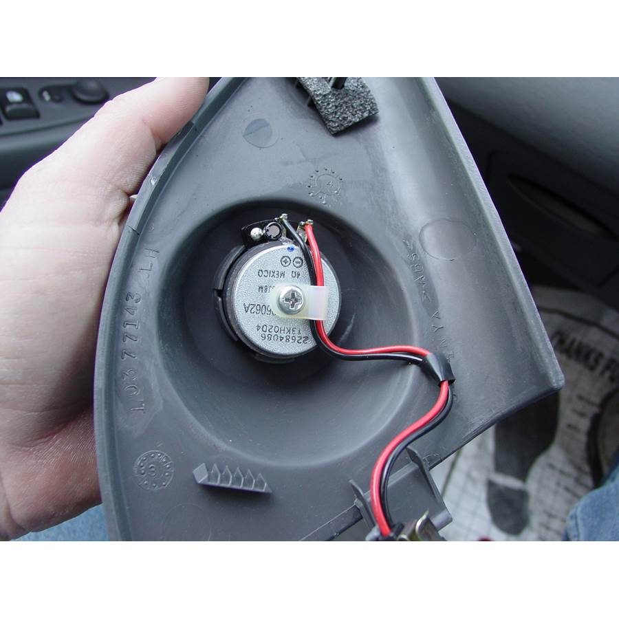 2003 Saturn ION 2 Front door tweeter