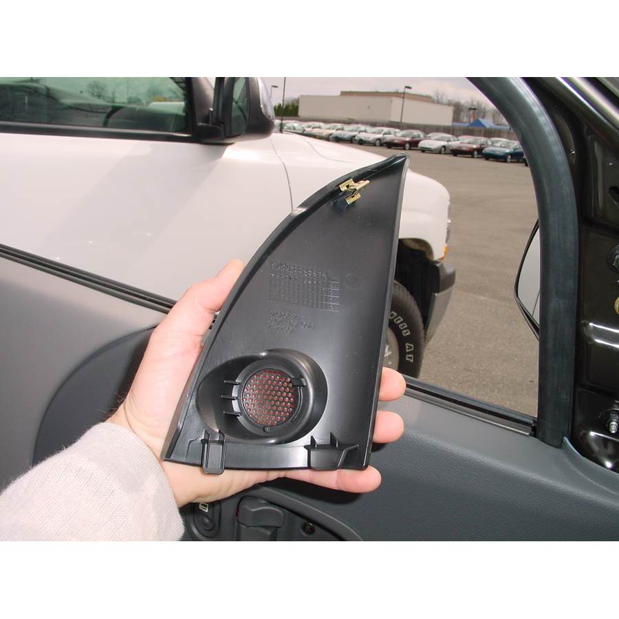 2004 Saturn VUE Front door tweeter removed