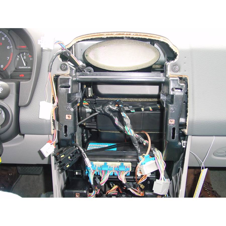2004 Saturn VUE Factory radio removed