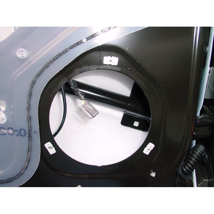 2005 Saturn VUE Rear door speaker removed