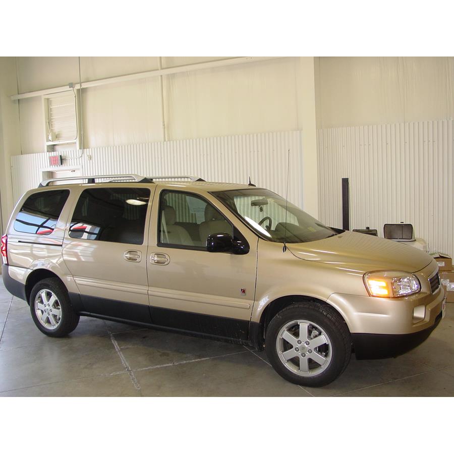 2007 Saturn Relay Exterior
