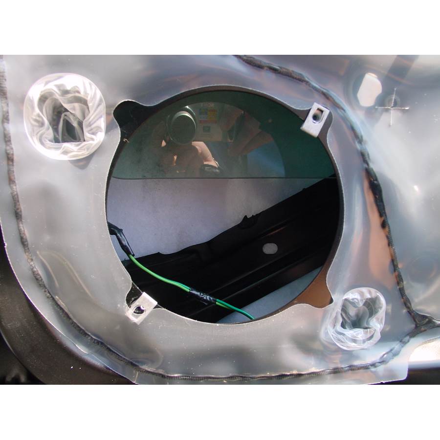 2001 Saturn SC1 Front speaker removed