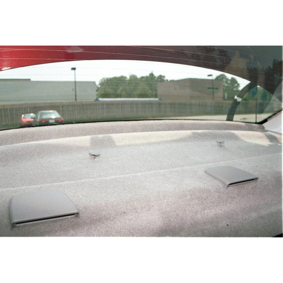 2000 Saturn LS1 Rear deck speaker location