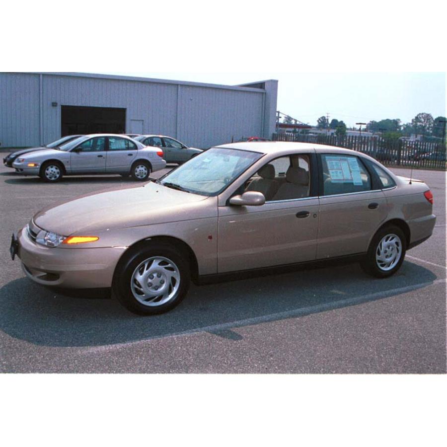 2005 Saturn L300 Exterior