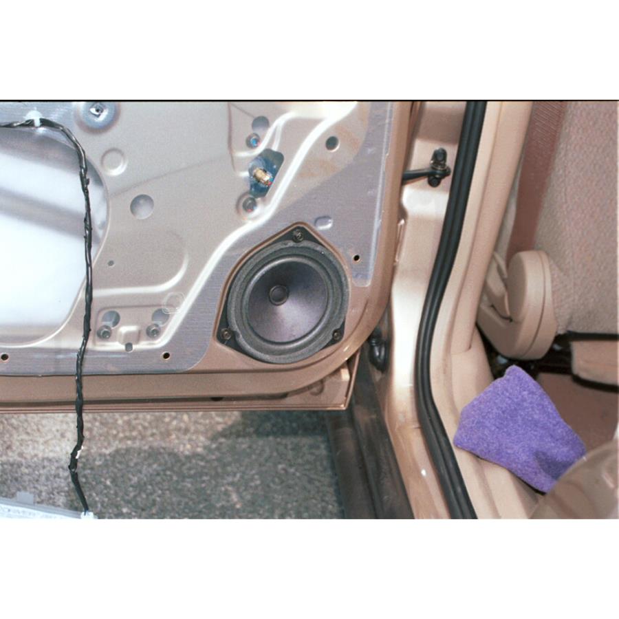 2003 Saturn L200 Rear door speaker