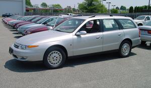 2002 Saturn LW300 Exterior