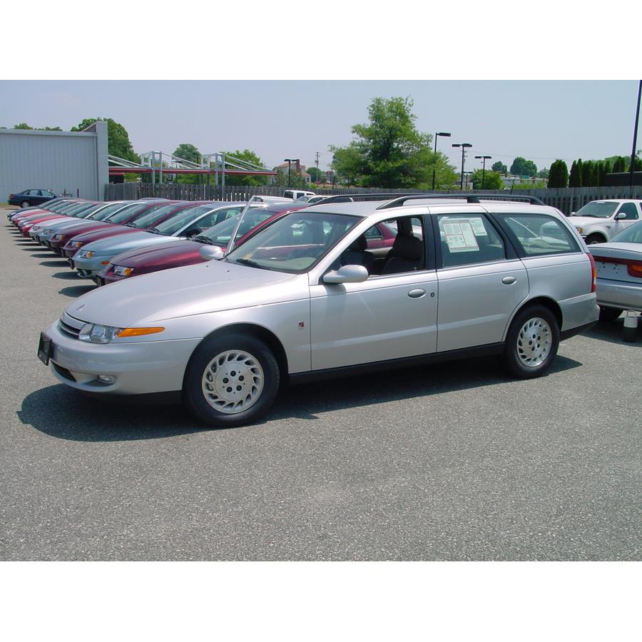 2002 Saturn LW300 Exterior