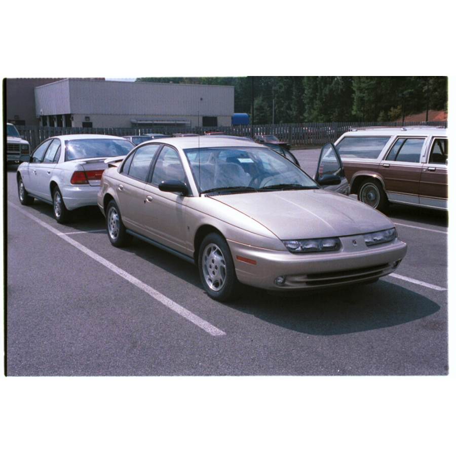 1998 Saturn SL2 Exterior