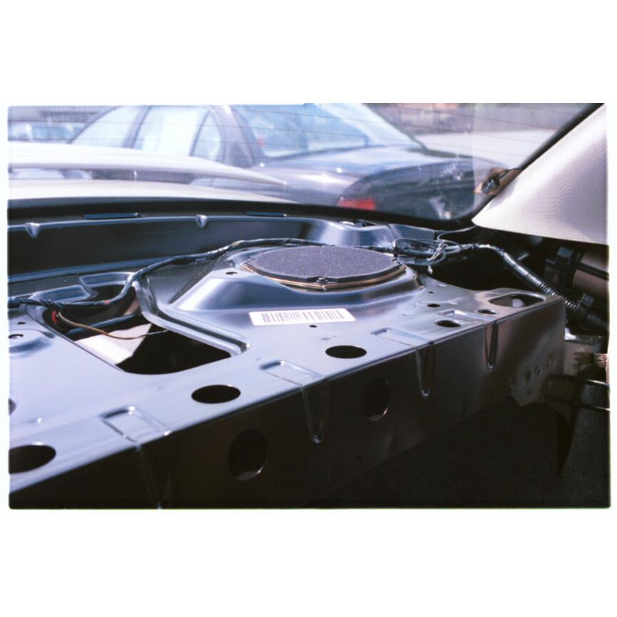 1999 Saturn SL Rear deck speaker