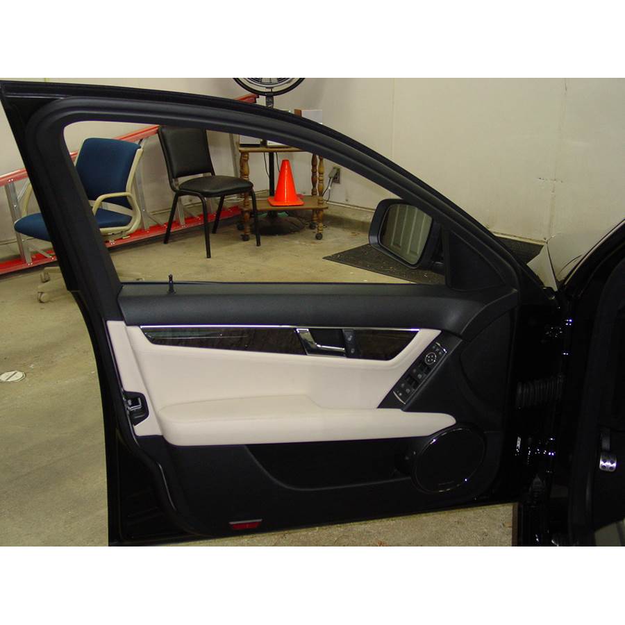 2013 Mercedes-Benz C-Class Front door speaker location