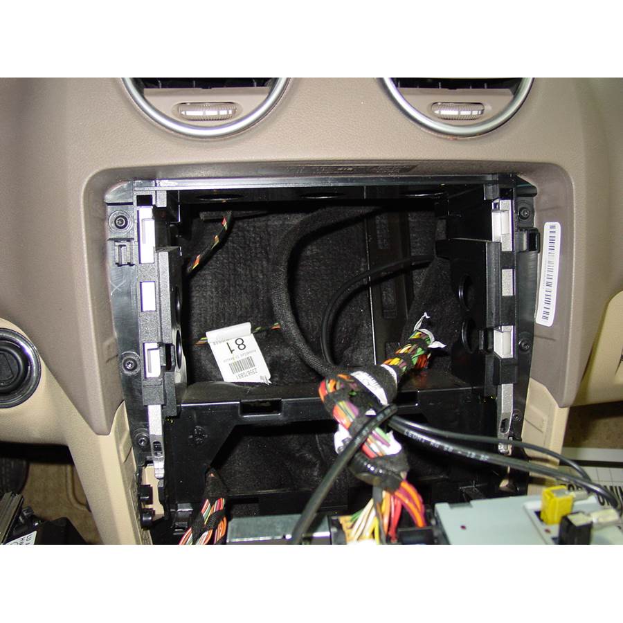 2009 Mercedes-Benz ML350 Factory radio removed
