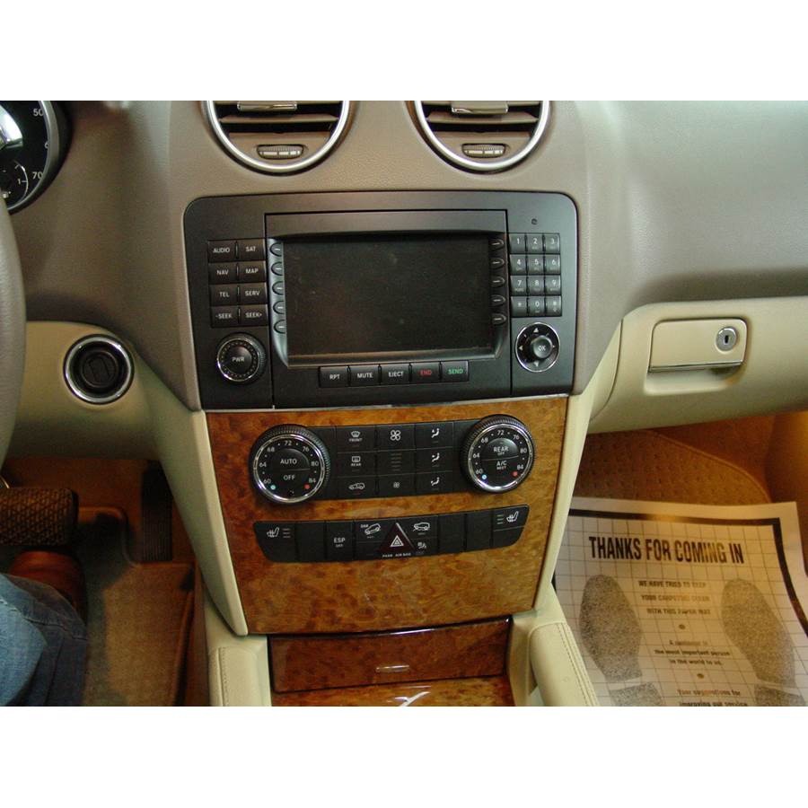 2010 Mercedes-Benz ML63 Factory Radio