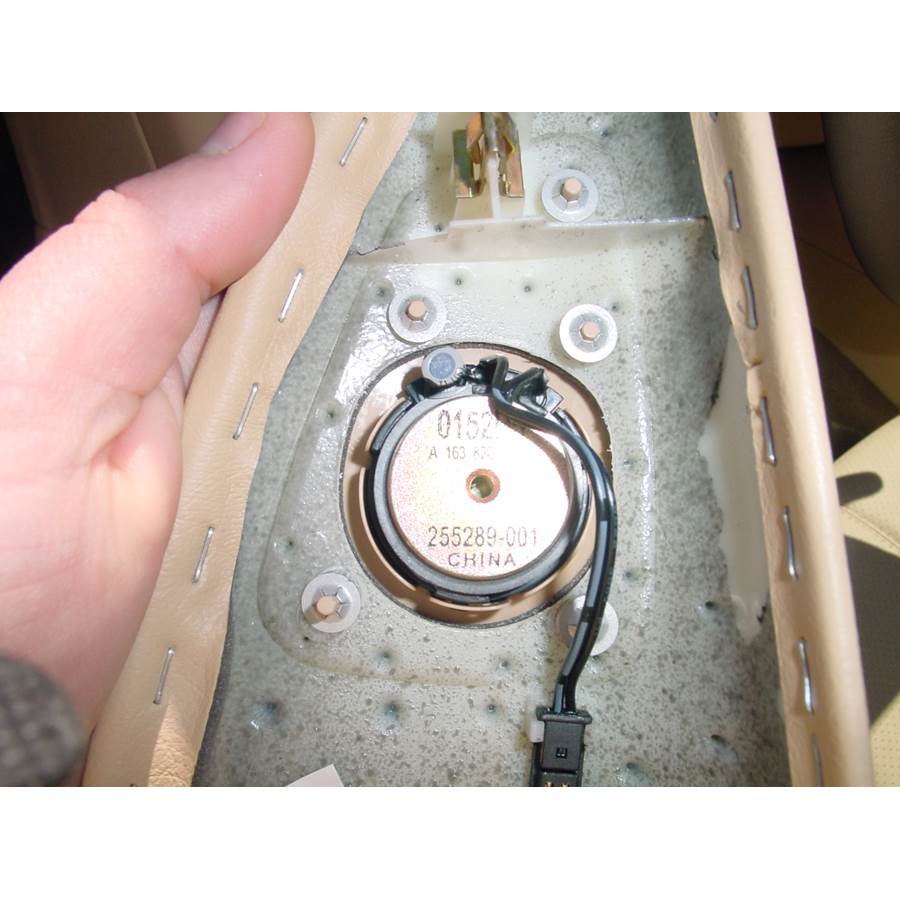 2000 Mercedes-Benz ML430 Front door tweeter