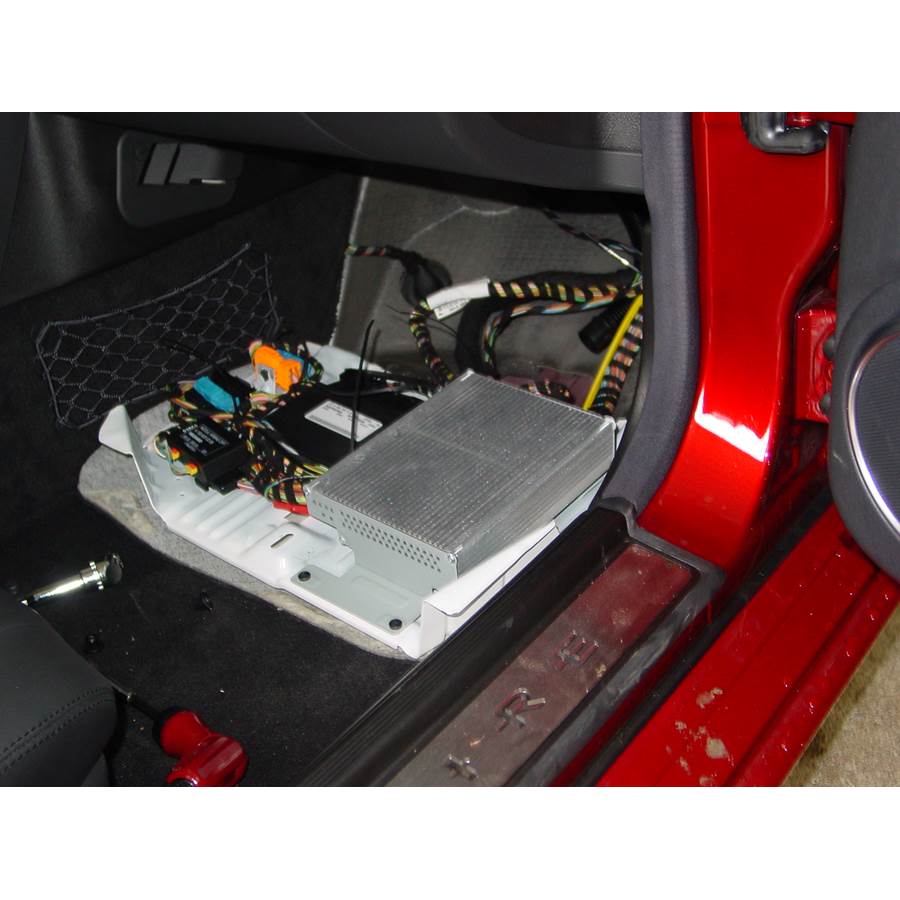 2008 Chrysler Crossfire Factory amplifier