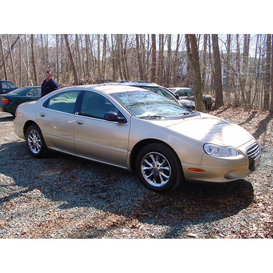 2001 Chrysler LHS Exterior