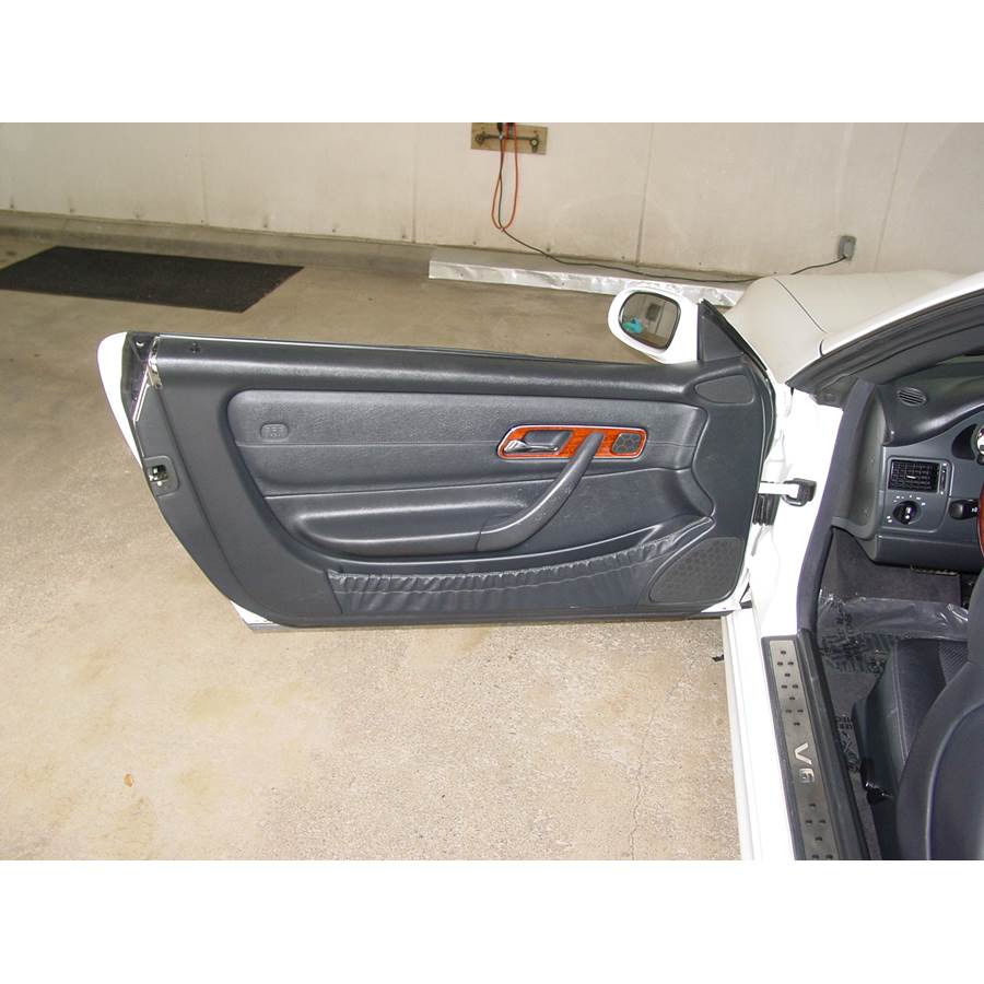 1999 Mercedes-Benz SLK-Class Front door speaker location