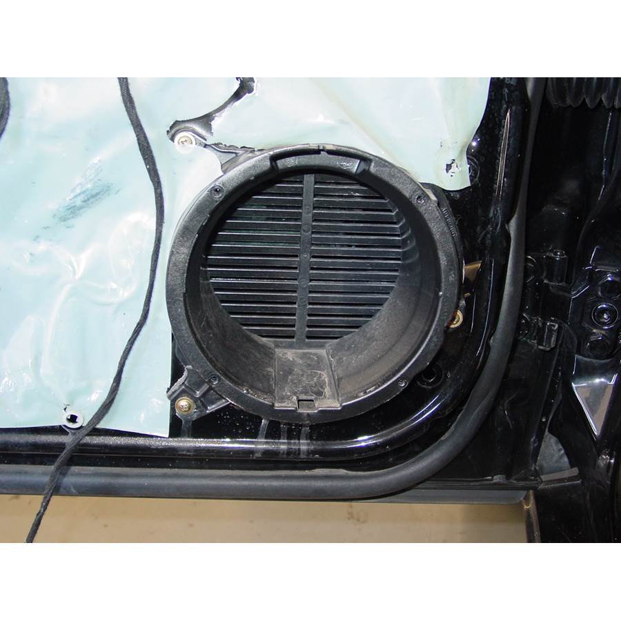 2001 Mercedes-Benz E-Class Front speaker removed