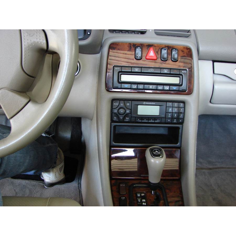 1999 Mercedes-Benz CLK-Class Factory Radio
