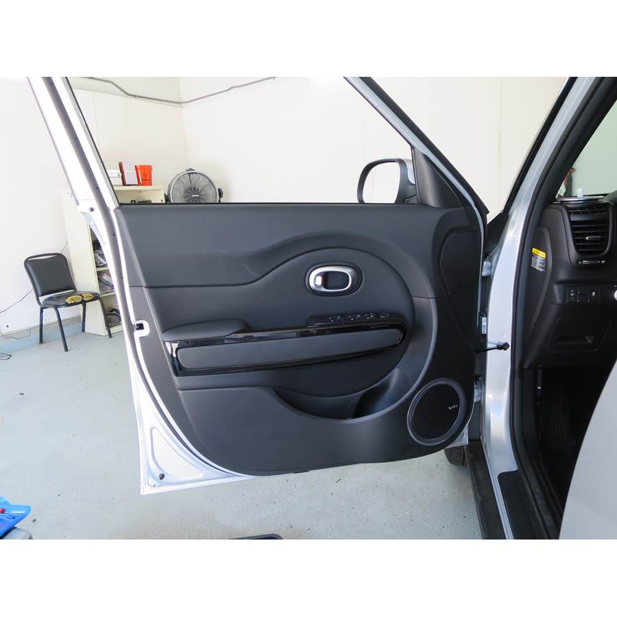2017 Kia Soul Front door speaker location