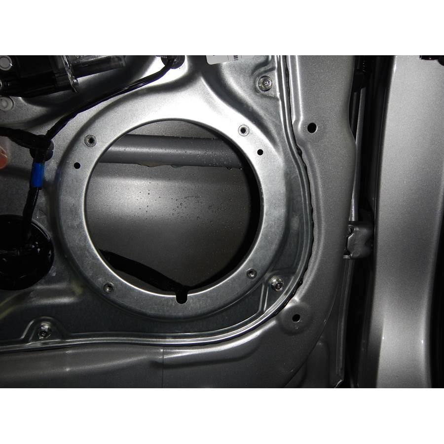 2014 Kia Sorento Rear door speaker removed